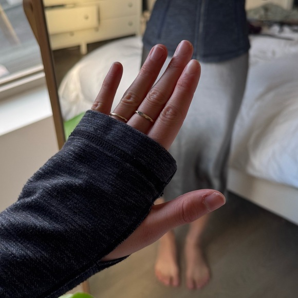 Lululemon jacket - Picture 6 of 6